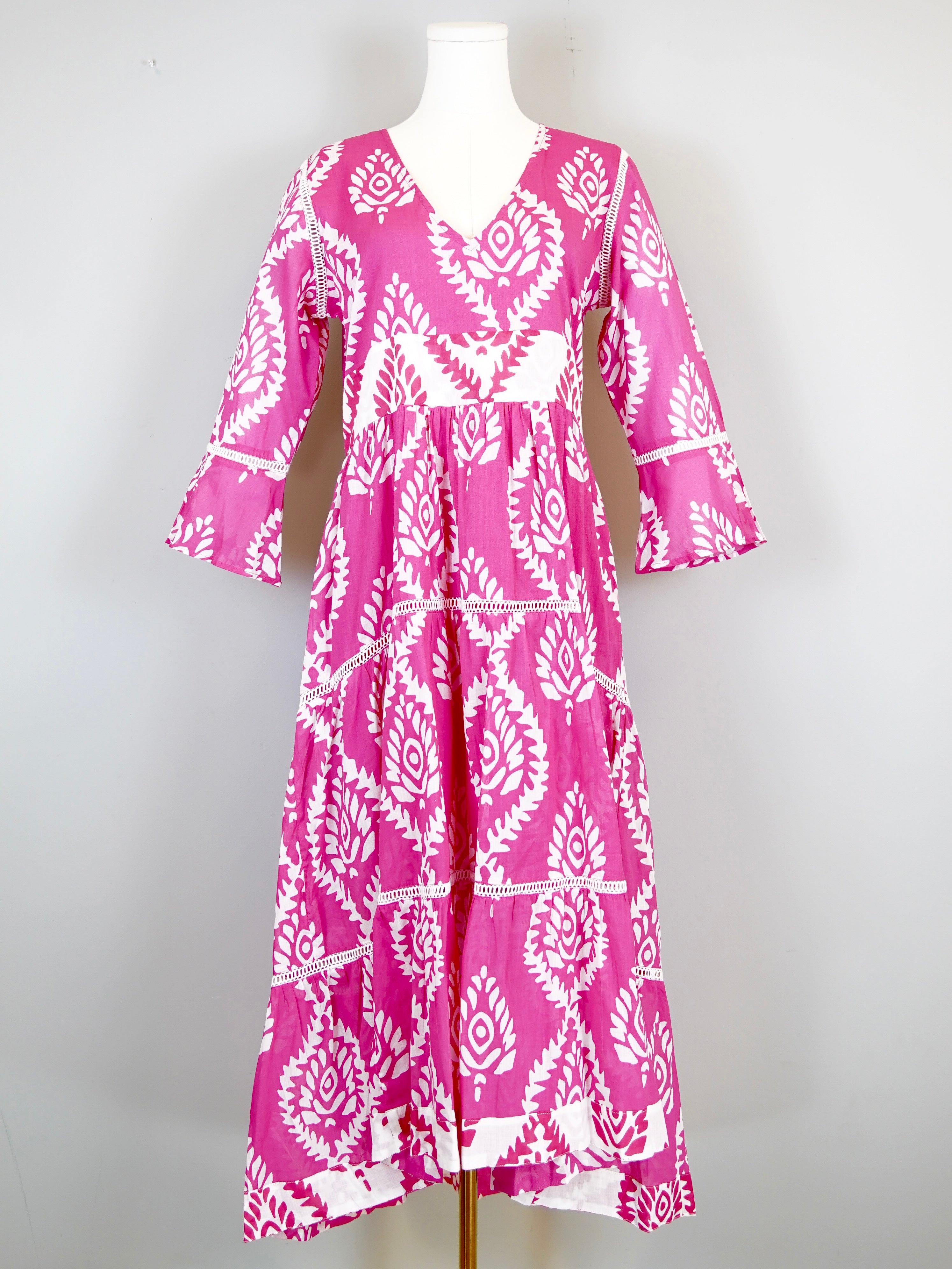 Water Mill Dress- Batik Leaf- Pink/White – La Plage