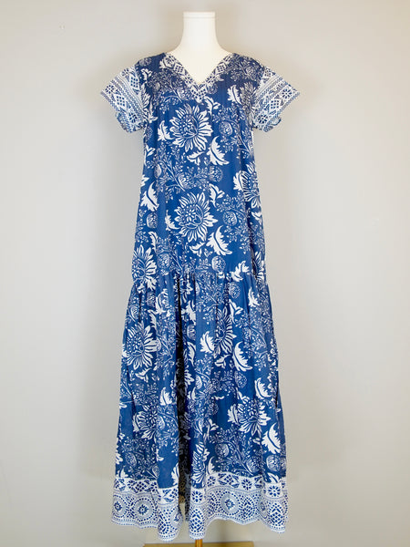 Bailey Maxi Dress - Floral Dot - Navy/White