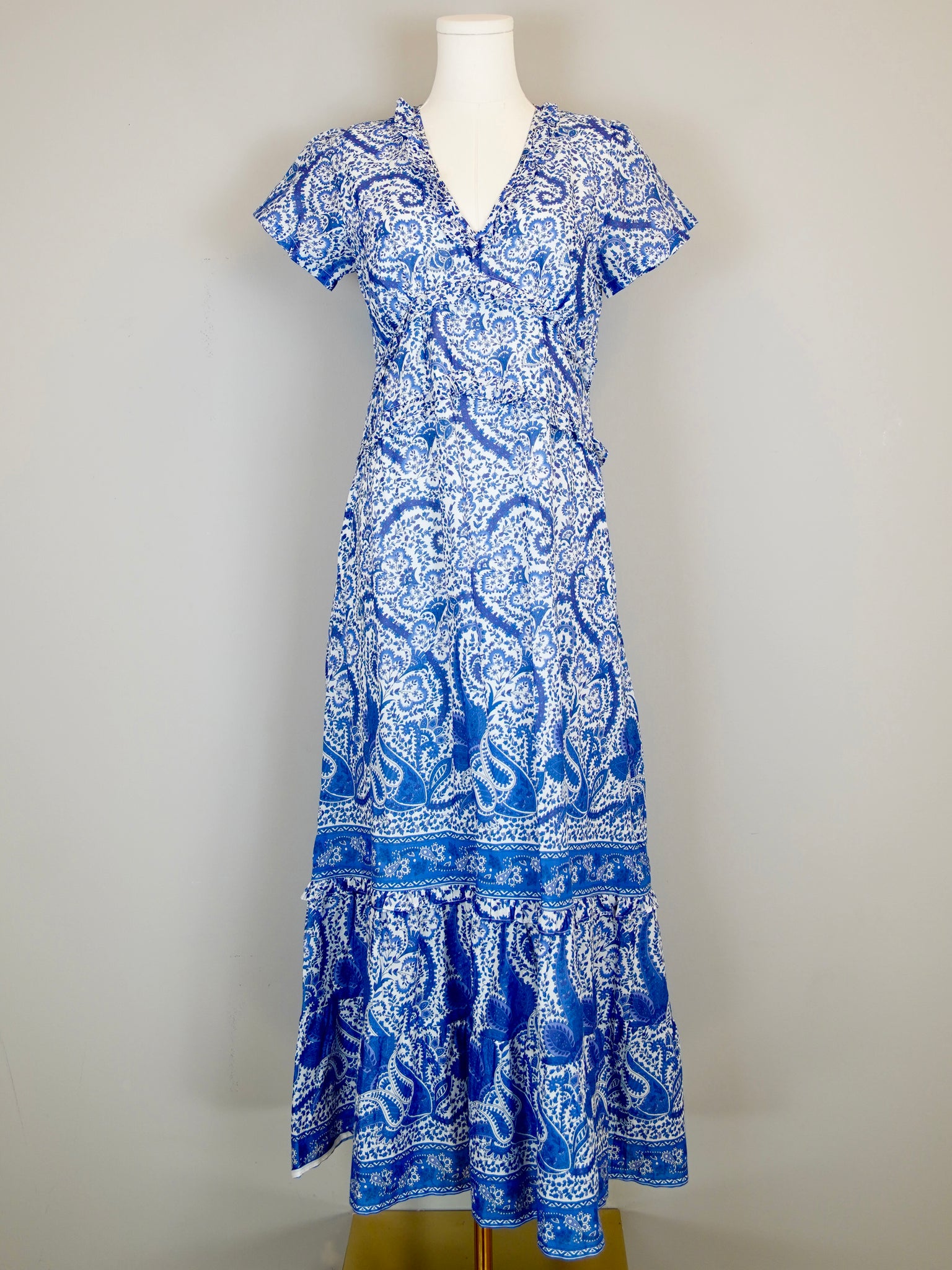 Mallory Maxi Dress - Effiervescent Paisley- White/Blue/Navy